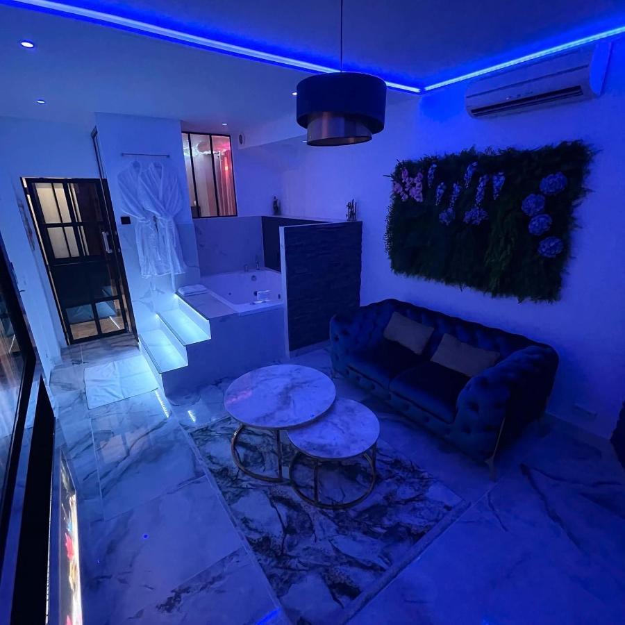 Le Blue Apartman Aubervilliers Kültér fotó